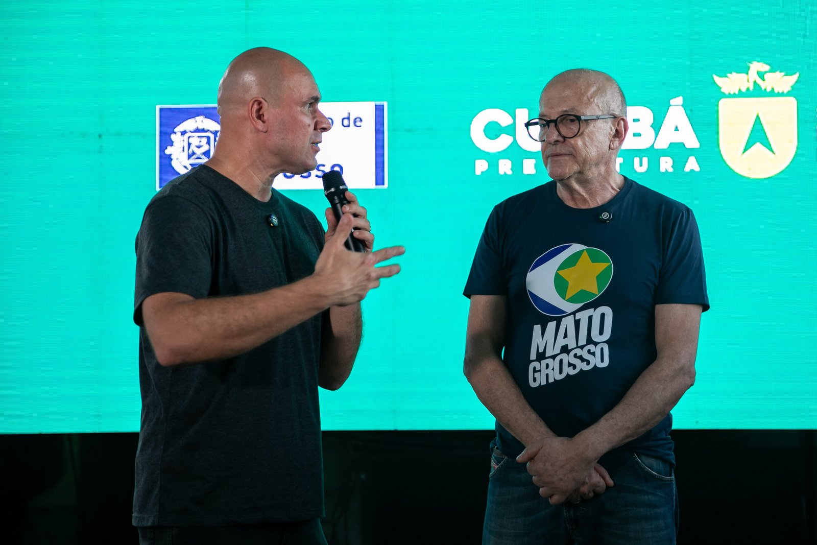 Prefeitura e Governo entregam campo e quadra no Três Barras e ampliam investimentos em espaços esportivos