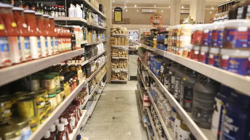 Cesta básica sobe em todas as capitais em maio, com destaque no Brasil